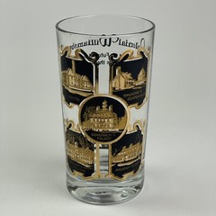 Vintage Historic Williamsburg Virginia Colonial Souvenir Glass Tumbler