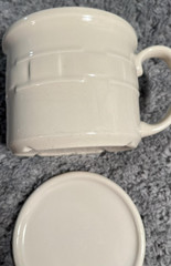 Longaberger Pottery Basketweave Beer Mug With Lid Beige Stoneware USA Kitchen