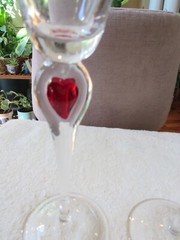 Set of 2 Red Heart Art Glass Stem Ambiance Goblets wine glasses VALENTINES LOVE