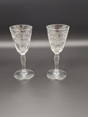 Set Of 2 Vintage Clear Etched Floral Crystal Cognac Cordial Glasses