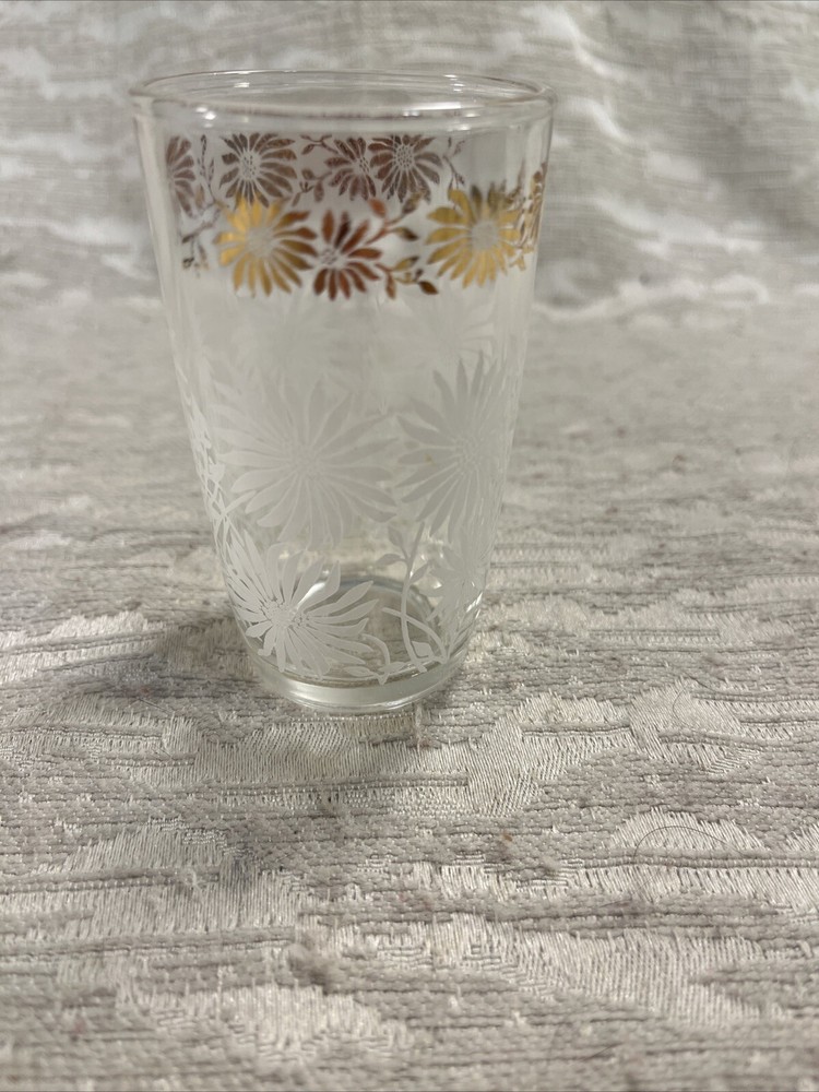 Vintage Hazel Atlas White Daisy With Gold Daisy Trim Drinking Glass 4oz