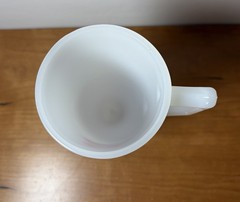 Vintage Red Lion Inn Milk Glass Mug Cup Landmark Restaurant Vail Colorado