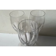 Vintage Set of 3 Oscar De la Renta Cut Crystal Thin Stemmed Wine Glass Clear