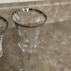 Mikasa Jamestown Platinum Rim Crystal 8-3/4″ Wine Glasses Set Of 2