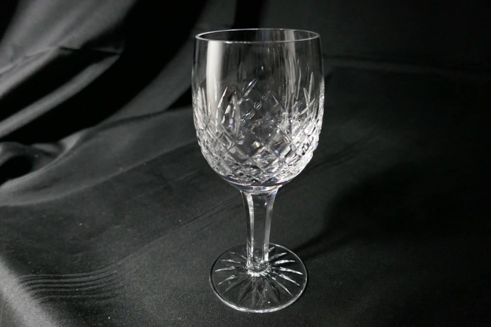 Astral Cut Glass Mira Wine Stem Clear Cut 5 7/8″ T Capacity 6 oz ca 1985-97