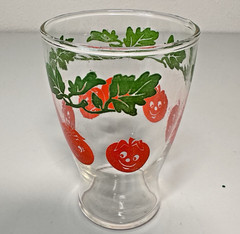 ANCHOR HOCKING VINTAGE 4 OZ. Silly face TOMATO JUICE GLASS MID CENTURY qty 1