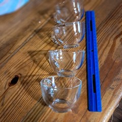 Set of 4 Clear Glass Tea Cups Decorative Handles Round Shape Glossy Finish