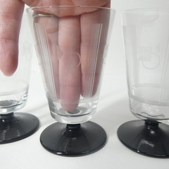 Art Deco 4 Footed Glasses Set 3 7/8″ Etched Pattern Black Base
