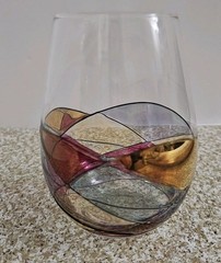 Milano Romanian Mosaic Stained Stemless Wine Glass