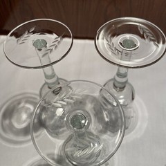 3 Arcadia Romania Wine Glass Clear Blown Glass Wheel Cut Sunflower 6 1/4″ ARE14