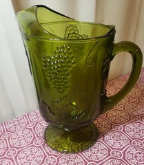 Vtg Indiana Glass Green Colony Harvest Grape Pitcher & Drinking Tumblers