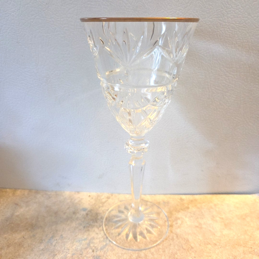 Water Goblet Wine Glass Cristal D’Arques-Durand Gold Plated Trim 8″ Tall