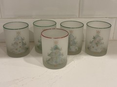 Set of 5 Vintage Highball Glass Needle Point Christmas Tree Motif.