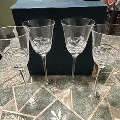 Honour Crystal Set of 4 Clear Lead Crystal Wine Glasses Hand Blown Slovakia