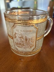 Vintage Culver Glass Coffee Mug Depicting Mt. Rushmore Embellished With 22kGold