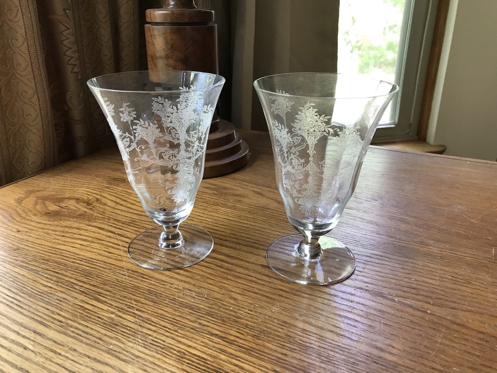 Vtg Morgantown Mayfair Stemmed 5 1/2’’ Etched Glasses
