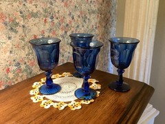 Vintage Imperial Glass Old Williamsburg Cobalt Stemmed Goblets 5.25” Set Of 4