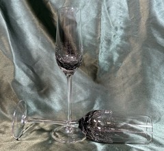 Set Of 2~Pier 1~Smoke Gray Crackle Glass~Champagne Flutes