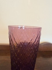 2 Vintage purple Hand blown Amethyst Diamond Detail Glassware 21 Oz See Pics!
