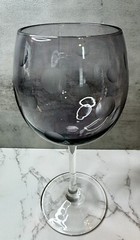 MARQUIS BY WATERFORD CRYSTAL POLKA DOT Purple 8 5/8 WINE BALLOON GLASS EXCELLENT