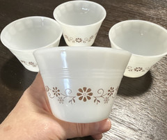 Dynaware Vintage Glass Floral Custard Cups Set of 4, White, Round. 3 1/4 inch