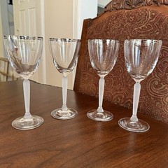 Set of 4 Lenox Federal Platinum Crystal Wine Glasses Frosted Ribbed Stem 8.25”H