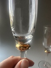 Gibson Golden Globe Champagne Flutes (2) 8-3/4”