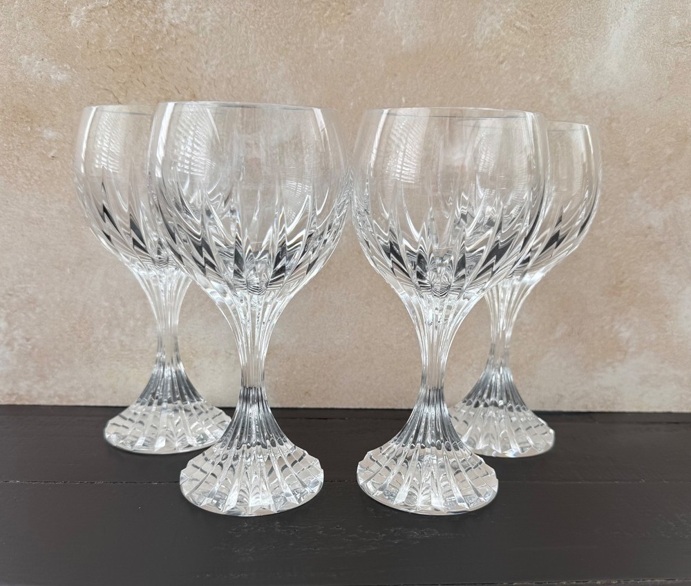 BACCARAT «MESSENA» CRYSTAL 6.5” WHITE WINE GLASS SET OF FOUR (4)