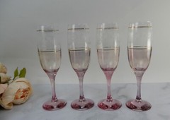 Set of 4 Pink Luster Flute Champagne Glasses Toasting Gold Trim White Filigree