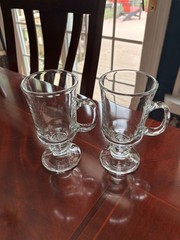 PAIR OF CLEAR GLASS IRISH COFFEE GLASSES 5-3/4″ HIGH