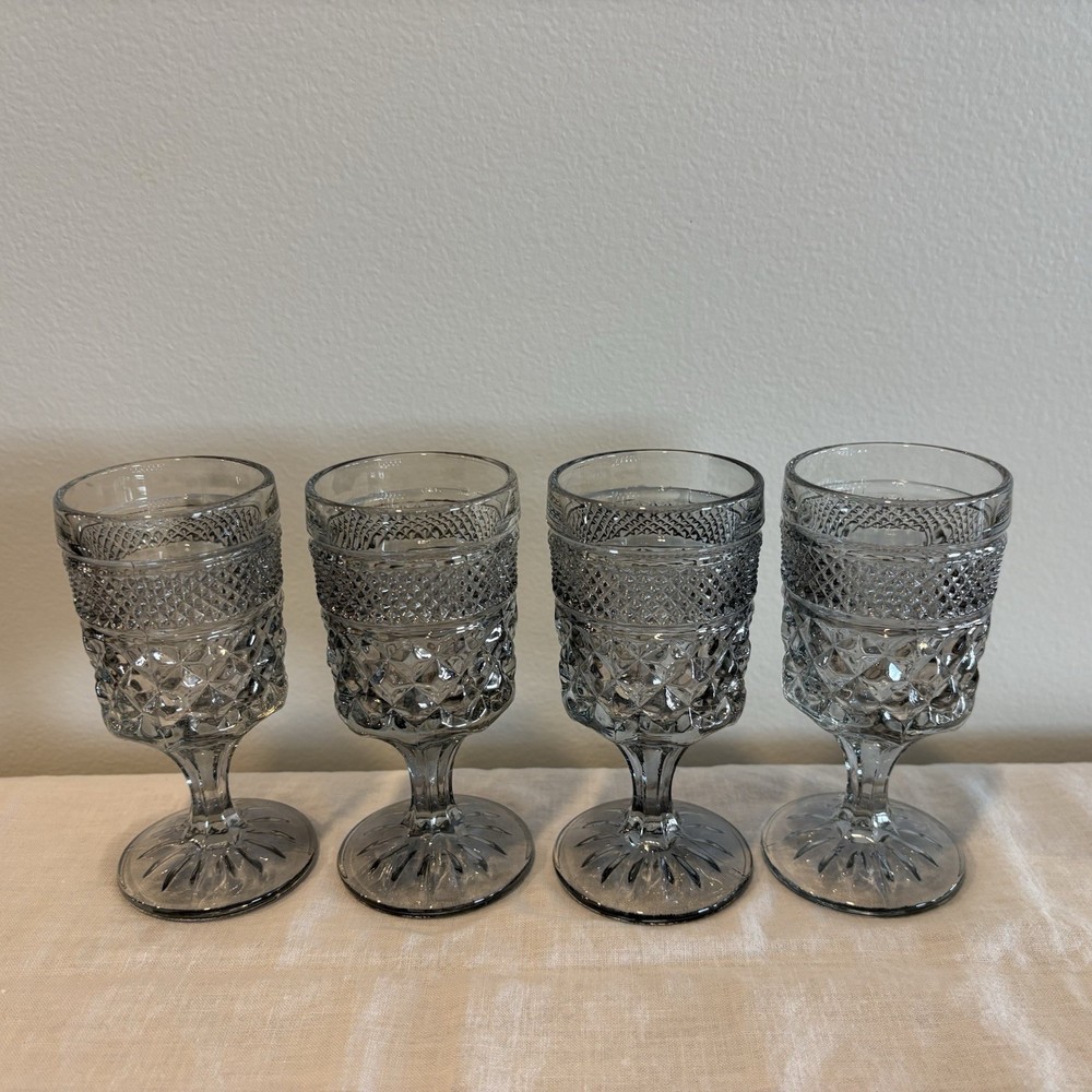 Set of 4 Vintage Anchor Hocking Wexford SMOKE Glass Goblets Wine Water Juice