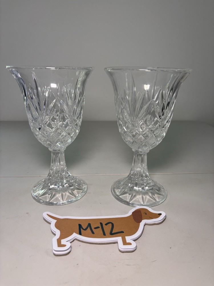 Crystal Water goblets 7.5 Inches Tall. Beautiful Etching. Heavy Glass. Set Of 2