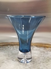 Artland 2000 Bar Glass * Blue Cordial/Shot/Martini * Bubble in Base 4.25″ * 0470