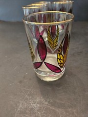 4 VTG MCM RED AND 22 CARAT GOLD DESIGN 4 OZ GLASSES