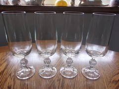 Fluted Champagne 7 Oz Claudia Import Assoc Ball Stem 6 3/4″ – Set of 4