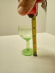 RARE CAMEO GLASS, GREEN 4″ TALL 3-OUNCE WINE GOBLET!