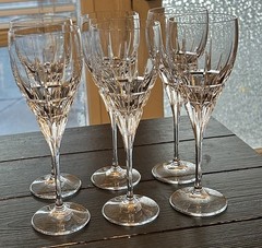 Six Da Vinci «Carrara» pattern crystal water goblets 9 1/2in
