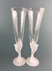 2 Sasaki Wings Clear Bowl Frosted Dove Bird Stem Crystal Champagne Flutes 9.25″