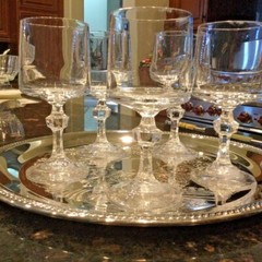 Vintage «Vendome Uni» Knob in Stem Flat Wine Glasses by Cristal D’Arques