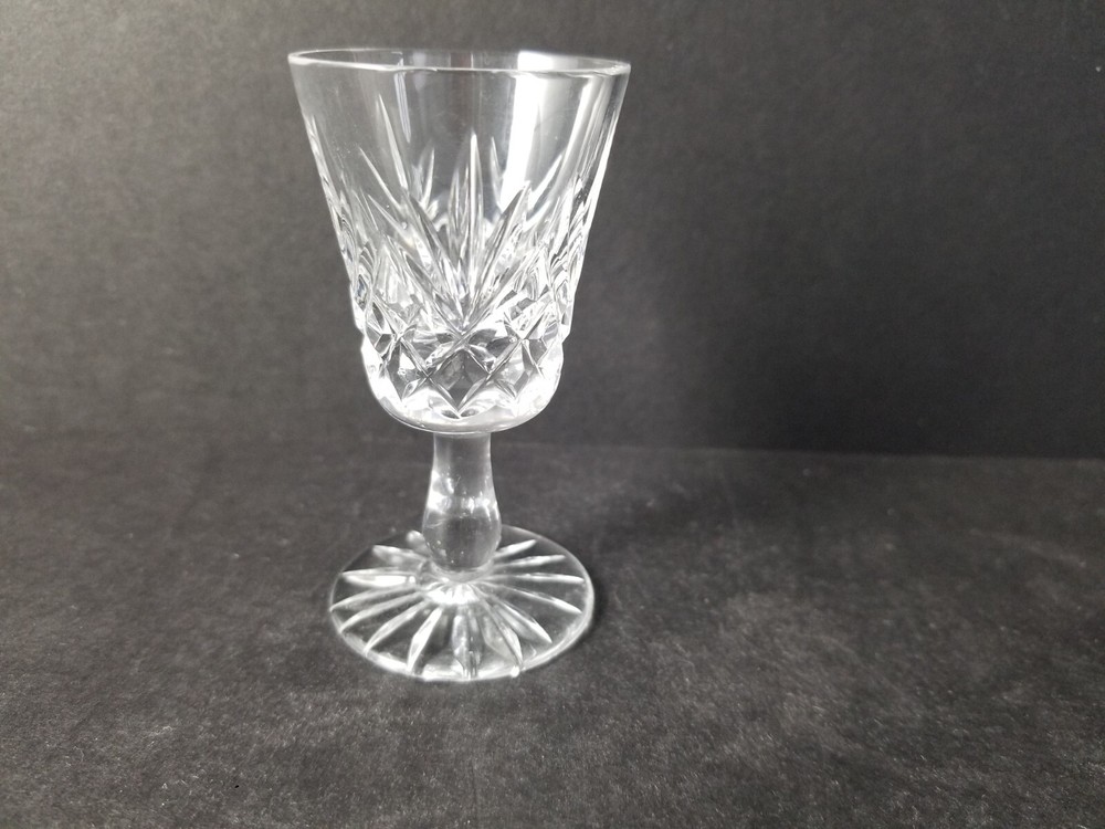 Tay by Edinburgh Crystal 3 1/8″ x 1 1/2″ Cordial