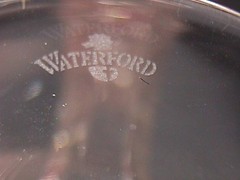 «HEART LOVE BOWS» TOASTING FLUTE CHOICE MILLENNIUM COLLECTION 2000 BY: WATERFORD