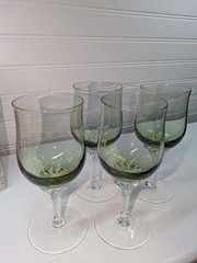 Set of 4 Vintage Jade/Green 6″ Wine Glasses