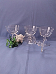 4 vintage drink or dessert stemware, etched leaf, 4 3/4″ h- 3 5/8″ dia-8Oz