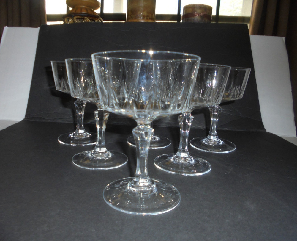 VINTAGE CRISTAL D’ARGUES DURAND VERSAILLES LEAD CRYSTAL CHAMPAGNE COUPE-SET OF 6