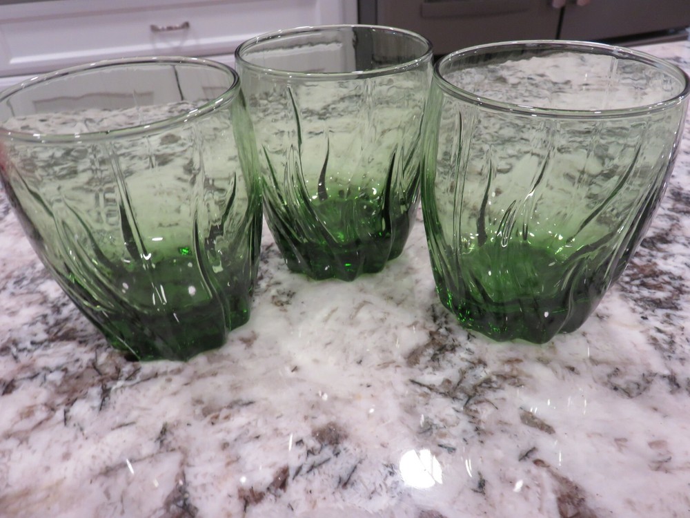 3 VTG Anchor Hocking Central Park Ivy Green Lowball Juice 4″ Glass Tumblers EUC