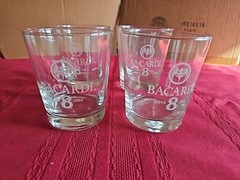 BACARDI RUM #8 VINTAGE BAT LOGO 4″ ETCHED BAR GLASSES 4pk