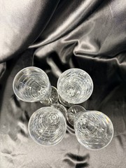 Set Of 4~Clear Crystal Champagne Glasses~6 Sided Stem~16 Point Cut Star On Base