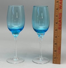 Set 2 Hand Blown BLUE Wine Goblet Art Glasses CLEAR TWISTED STEM 8″