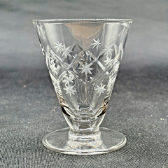 7 Etched Atomic Starburst Diamond Optic Cordial Sherry Shot Glasses – 3 1/8″ H