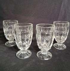 Vintage Clear Glass Footed Tumblers Raised Floral Daisy Set Of 4 MCM Grogovky